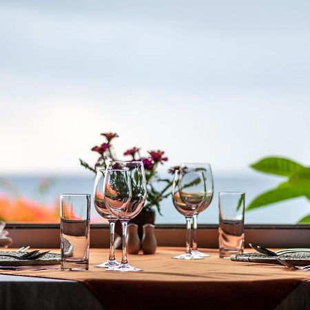 White Grass Ocean Resort & Spa Iuiak Bagian luar foto