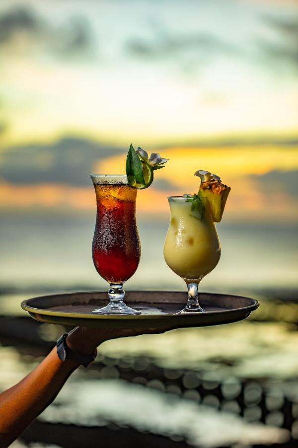 White Grass Ocean Resort & Spa Iuiak Bagian luar foto
