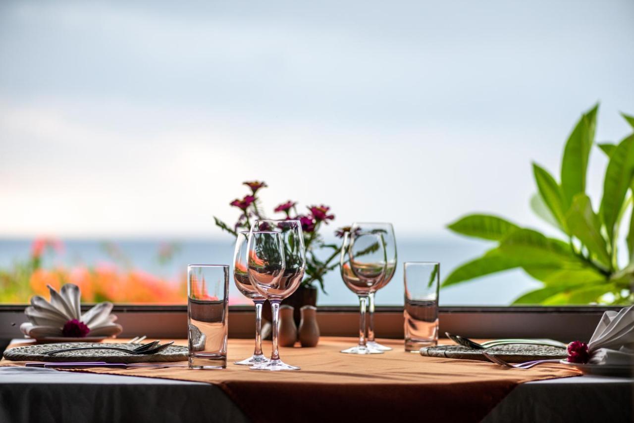 White Grass Ocean Resort & Spa Iuiak Bagian luar foto